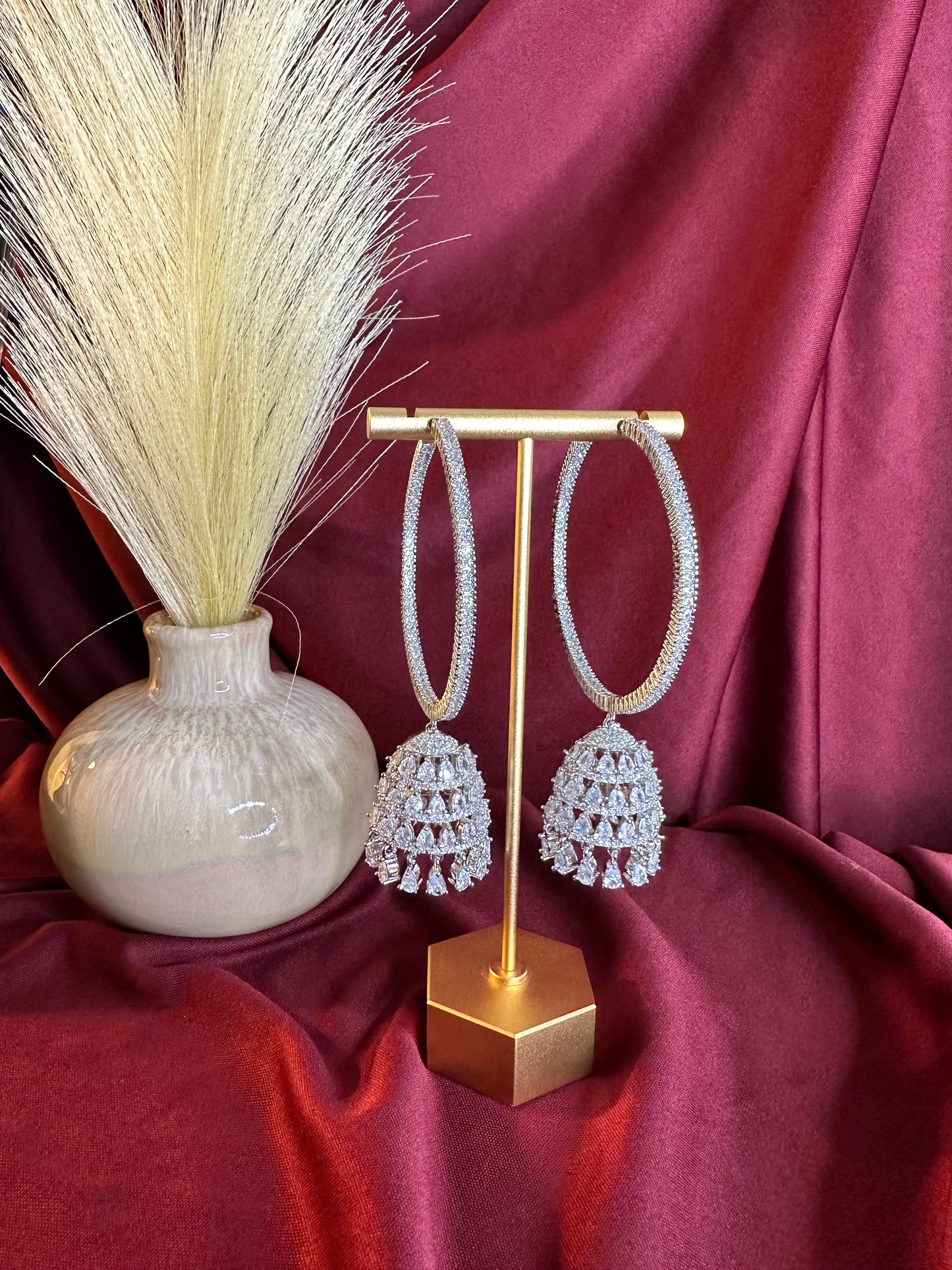 Hinah Jhumka