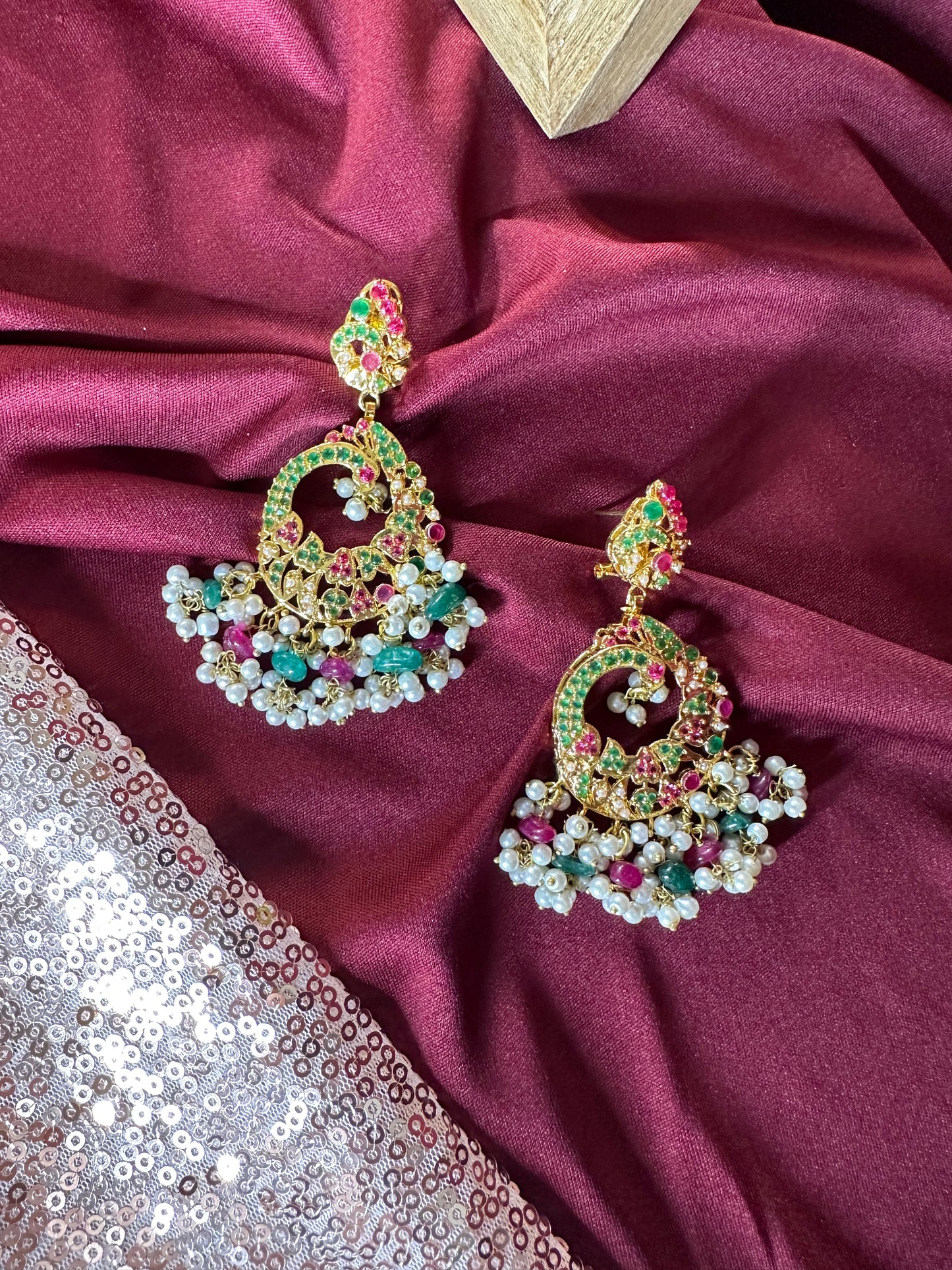 Emaan jhumka